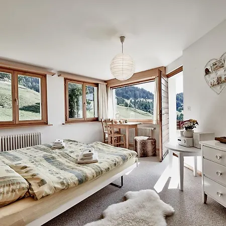 Chalet Mit Traum-panoramasicht In Die Berge 公寓 Feldis
